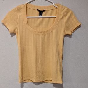 *10/$10*  Forever 21 Yellow Ribbed Scoop neck Tee - Size Small